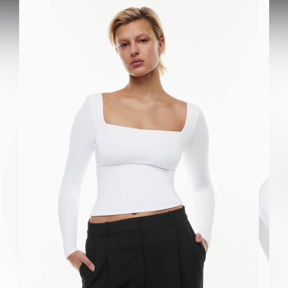 Aritzia Babaton Contour Squareneck Longsleeve white shirt size small NWT